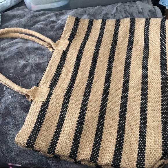 Stripped straw tote bag - Picture 2 of 5